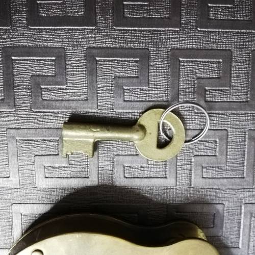 Rare USN lock made by W. BELL and Sons Ltd Philadelphia looks works with key!!!!