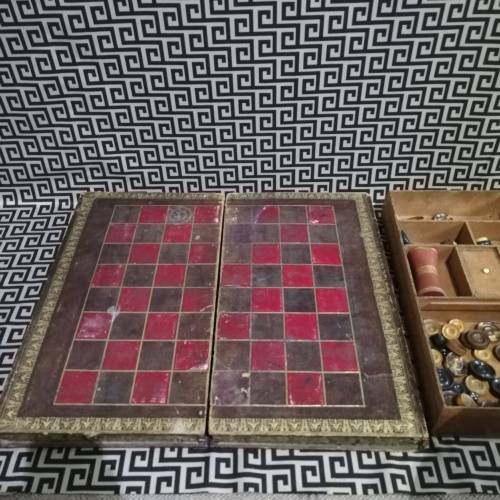 Super large 47cm chess and checkers bookcase boardgame!!!!!