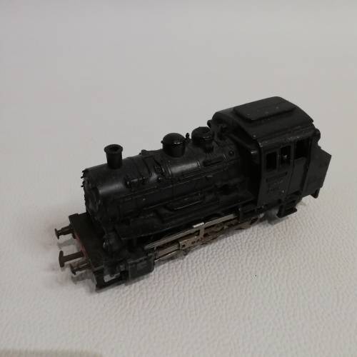 Heavy train locomotive made in Germany and sar coach bid for both!!!!