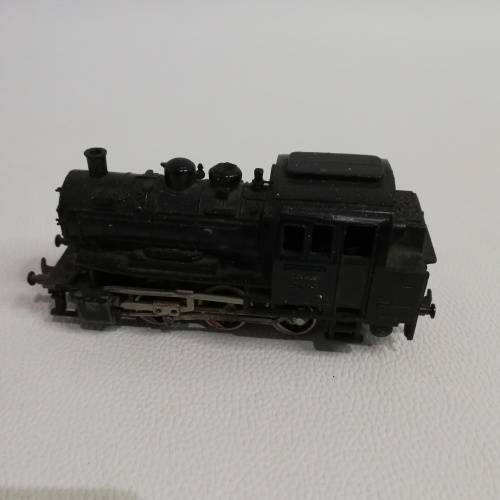 Heavy train locomotive made in Germany and sar coach bid for both!!!!