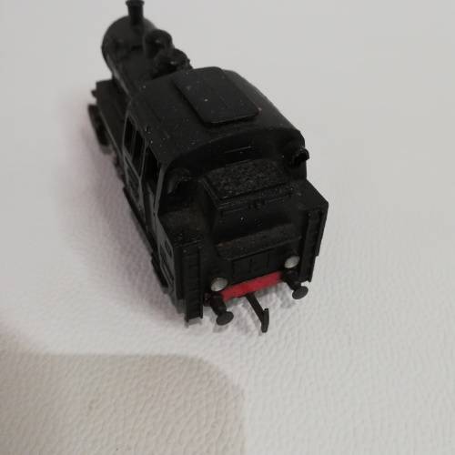 Heavy train locomotive made in Germany and sar coach bid for both!!!!