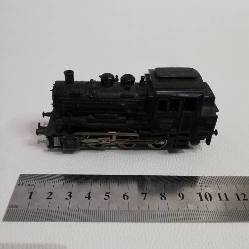 Heavy train locomotive made in Germany and sar coach bid for both!!!!