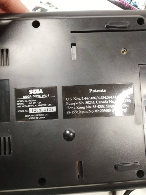 SUPER RARE SEGA MEGA DRIVE 1 WITH BOX AND SONIC GAME TESTED WORKING 100%!!!!!