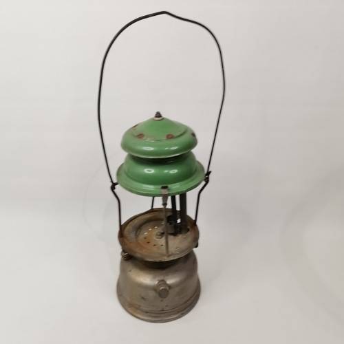 VINTAGE PRIMUS 1020 OIL LAMP!!!!