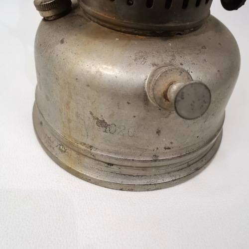VINTAGE PRIMUS 1020 OIL LAMP!!!!