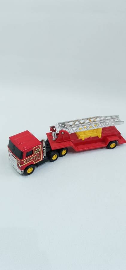 VINTAGE BUDDY L FIRE TRUCK AND TRAILER MADE IN JAPAN TIN PLATE AND PLASTIC