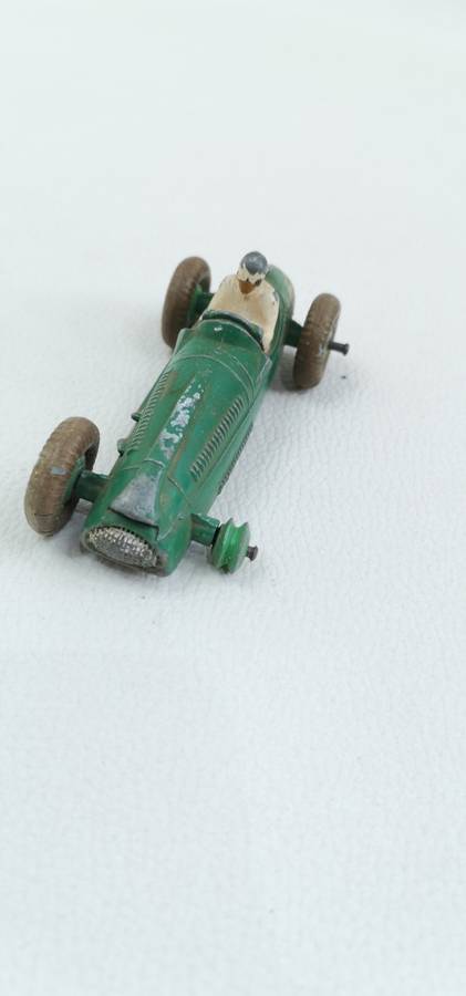 RARE VINTAGE DINKY TOYS COOPER BRISTOL MADE IN ENGLAND MACCANO 233!!!!