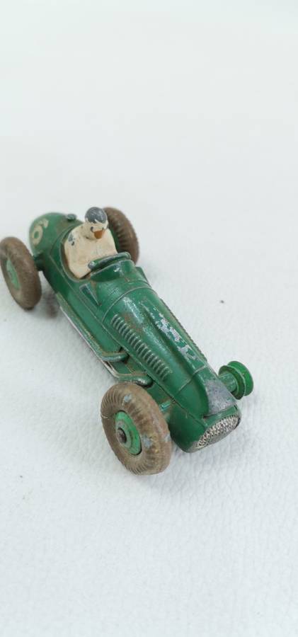 RARE VINTAGE DINKY TOYS COOPER BRISTOL MADE IN ENGLAND MACCANO 233!!!!