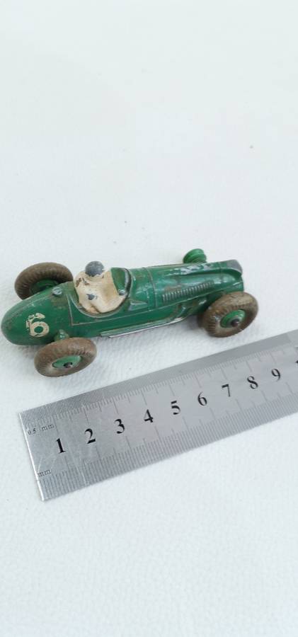 RARE VINTAGE DINKY TOYS COOPER BRISTOL MADE IN ENGLAND MACCANO 233!!!!
