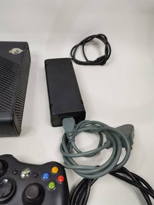 XBOX 360 COMPLETE WORKING!!!!