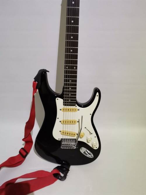 MARLIN BY HORNER SL 300G ELECTRIC GUITAR WORKING!!!!