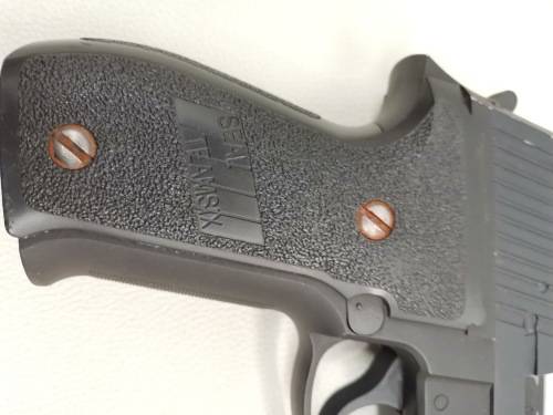 Realistic metal team 6 9mm Para sig f226 gas gun for spairs  and missing magazine box not tested!!!!