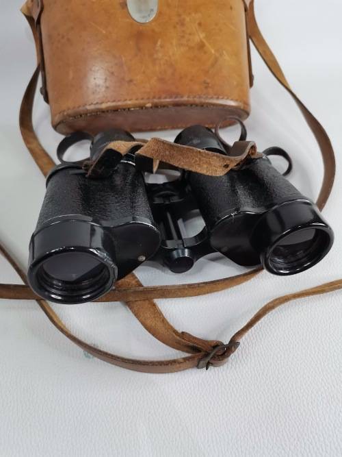 BINOCULARS MEOPTA 8x30 WITH LEATHER CASE!!!!