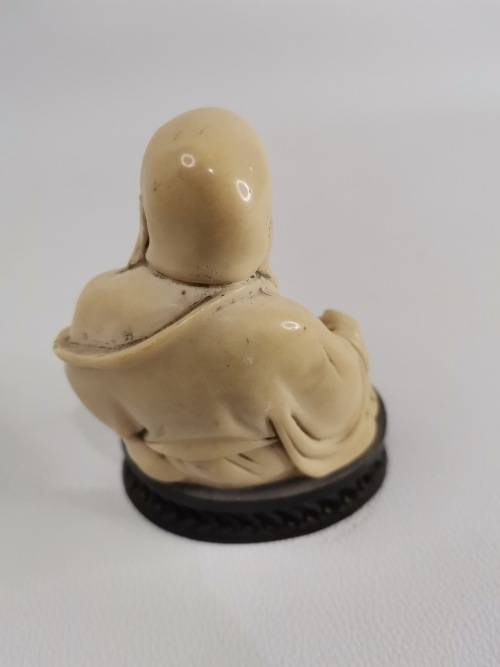 Beautiful highly detailed budah with stamp at the bottom!!!!