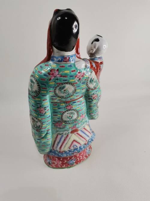 LARGE HIGHLY DETAILED CHINESE 34CM LARGE FIGURE NOT DAMAGED!!!!