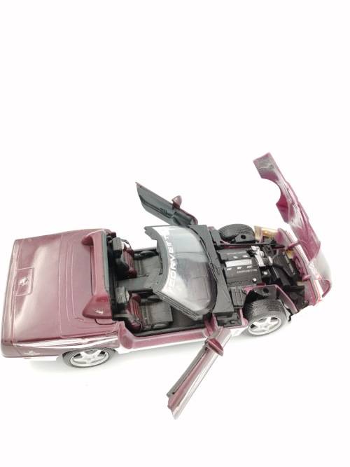 ORIGINAL HIGHLY DETAILED CORVETTE DIE CAST SCALE 1 /18!!!!