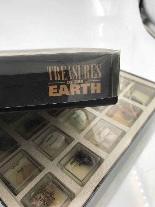 TREASURES OF THE EARTH BID FOR BOTH BOXES !!!