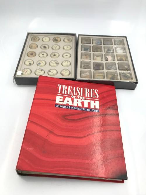 Collection of treasures of the earth with books !!!