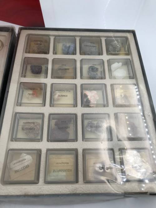 Collection of treasures of the earth with books !!!