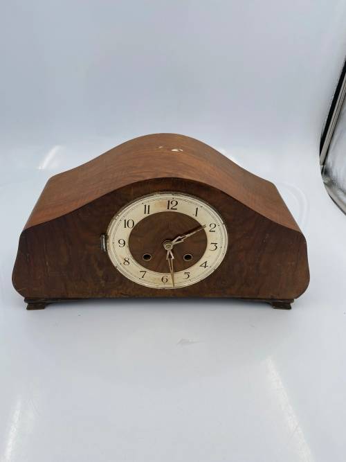 VINTAGE WOODEN CLOVK NOT TESTED 42CM TALL AS SEEN ON PICTURES!!!!