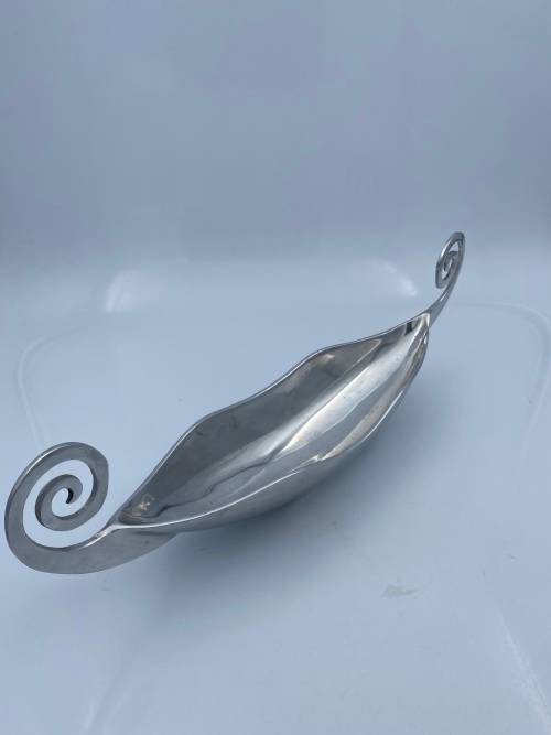 BEAUTIFUL LARGE 57CM DISPLAY PIECE!!!!