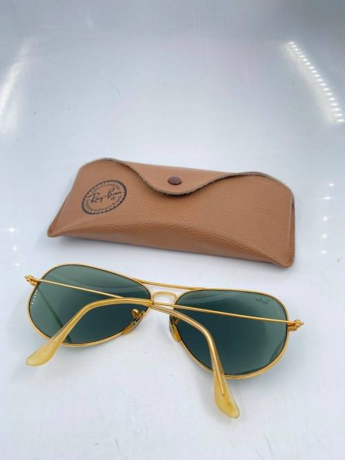 RARE ORIGINAL 1990s BandL RAYBANDS AVIATOR WITH CASE !!!!
