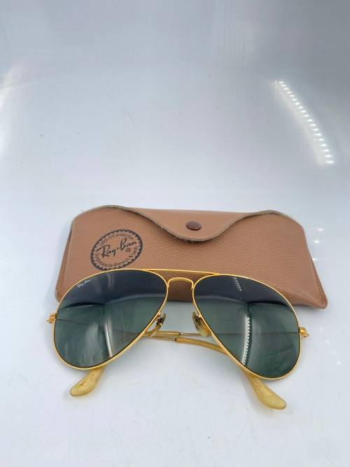 RARE ORIGINAL 1990s BandL RAYBANDS AVIATOR WITH CASE !!!!
