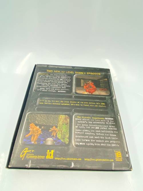 RARE BIG BOX 1996 FINAL DOOM PC GAME !!!!!