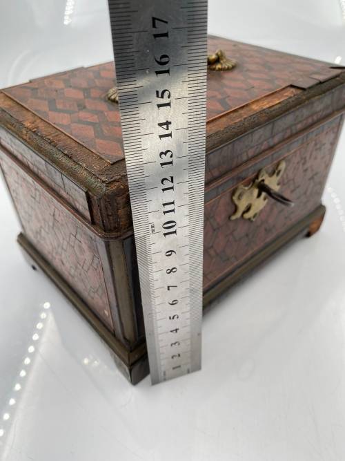 ANTIQUE WOODEN TEA CADDY DAMAGED!!!