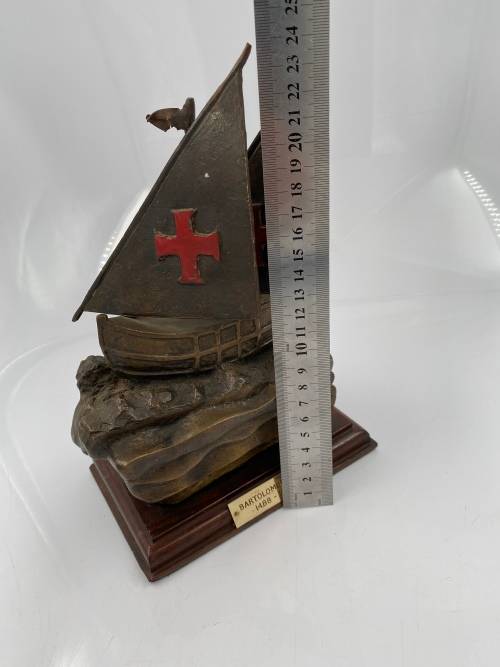 BRONZE BORTOLOMUE DIAS 1488-1988 SHIP SOLID 24CM TALL !!!!