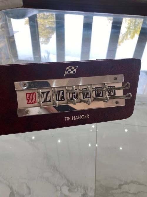 VINTAGE BELT HANGER !!!