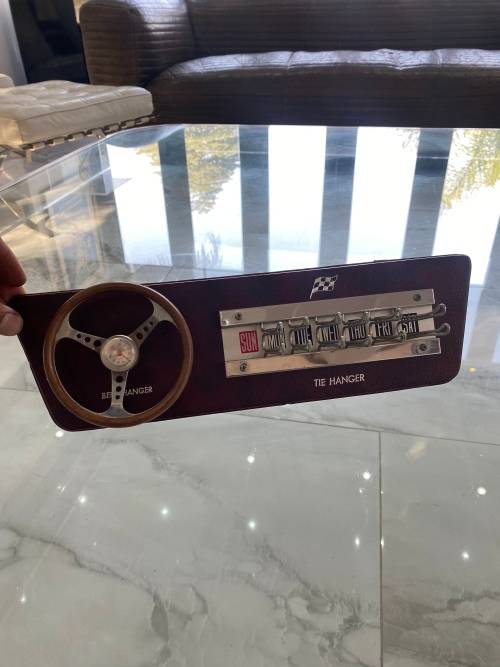 VINTAGE BELT HANGER !!!