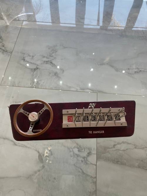 VINTAGE BELT HANGER !!!