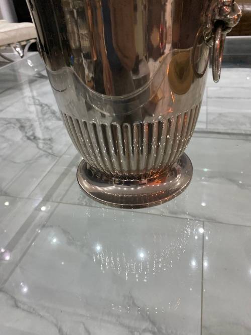Silver plated champagne cooler 25cm tall !!!