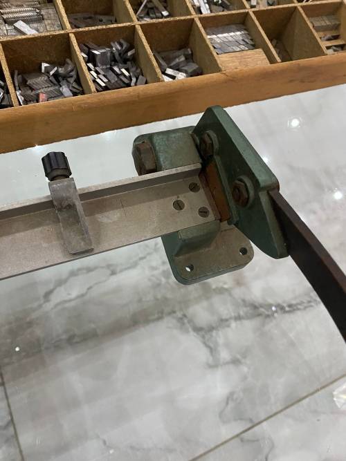 Massive collection of type letter  press massive collection bid for all !!!