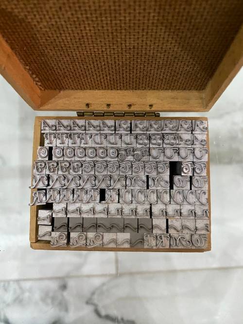 Massive collection of type letter  press massive collection bid for all !!!