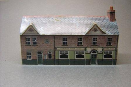 N-Gauge English Shop & Flat unit by Grafar Britain