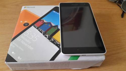 Microsoft Lumia 535 Smart Phone (Black & White)