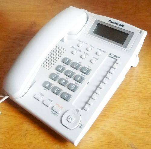 Panasonic Corded Phone. Model KX-TS880SA. Supports Call ID and Headphone