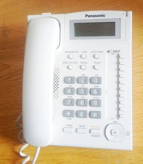 Panasonic Corded Phone. Model KX-TS880SA. Supports Call ID and Headphone
