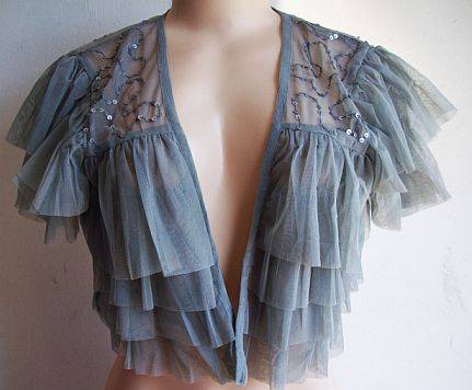 Net Shrug. Size 34