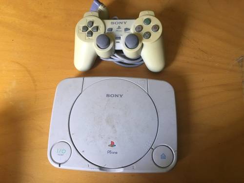 playstation 1 ps1 psone Console for parts or repair