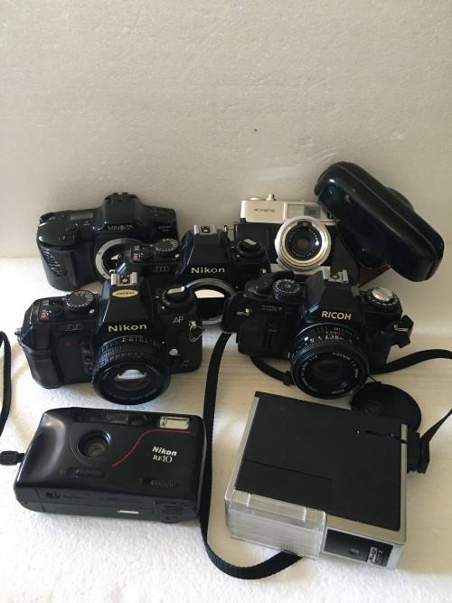 Vintage camera lot.
