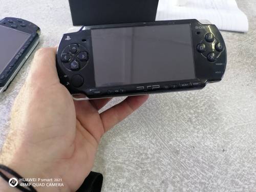 Read First : PSP Game Console - Working - no battery - no charger