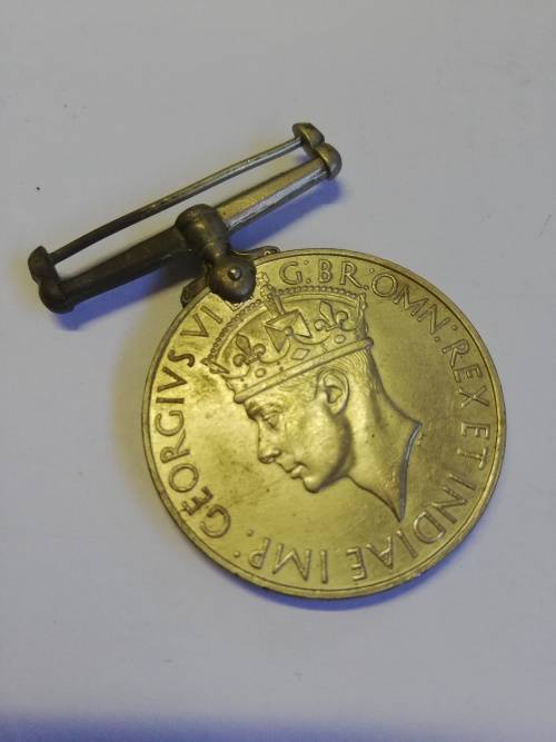 War Medal 1939-1945 : World War 2 - Awarded 234758 C. V. D. W Kleyn