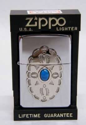 ZIPPO WITH BEAUTIFUL PATTERN - 5 x 3.5cm