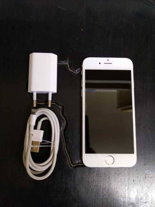 Genuine Apple iPhone 6 (64GB, Gold)