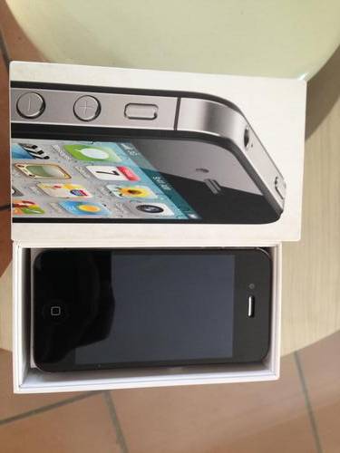 Apple iPhone 4S (16GB, Black) + 24 Hour Delivery