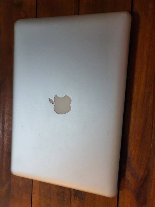 Apple MacBook Pro 13.3`` | Core i5 | 4GB RAM | 500GB HDD | Quick Delivery