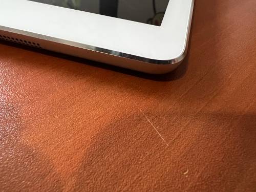 [GENUINE] Apple iPad Air Tablet | White | 16GB | Wifi